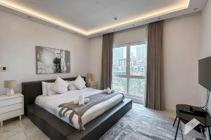 Luxurious Apartment with Iconic Burj View, Dubai