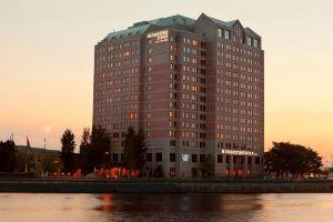 DoubleTree Suites by Hilton Hotel - Cambridge, Boston