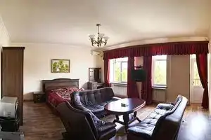 Family Hotel, Yerevan