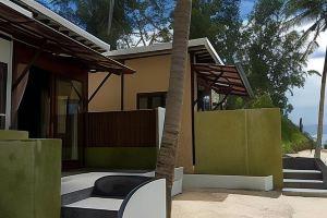 Bovy Beach House, Srithanu