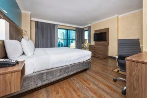 Grand Park Hotel & Suites Downtown, Ascend Hotel Collection, Vancouver
