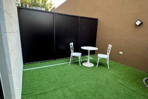 Charming Apartment with Terrace and Garden, Amman