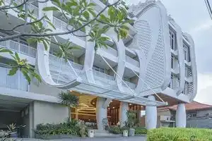 RedDoorz Plus @ Lippo Mall Kuta, Kuta
