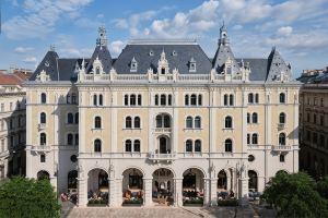 W Hotel, Budapest