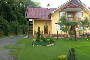 U Lyudmily Hotel, Karpaty