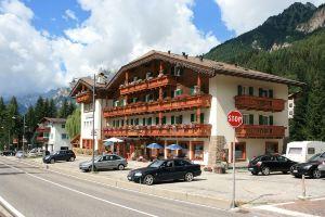 Hotel Rododendro Val di Fassa, Campitello di Fassa