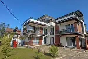 Ureki Residence, Ureki