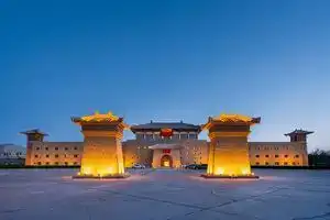 Dunhuang Moshanghua Theme Inn (Dunhuang Mingsha Mountain Crescent Spring Branch), Dunhuang