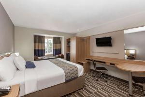 Microtel Inn & Suites by Wyndham Riverwatch, Augusta