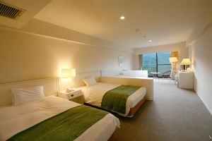 Livemax Resort Forest, Atami