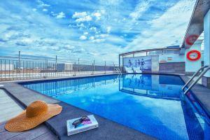 Num Hotel, Salou