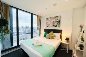 The Escape in Southern Cross Station Hotel, Melbourne