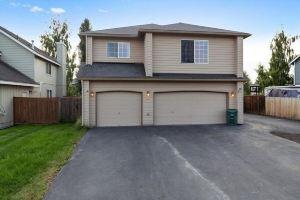 2 Bedroom 2 Bathroom Home Near Golf Course and Zoo, Anchorage