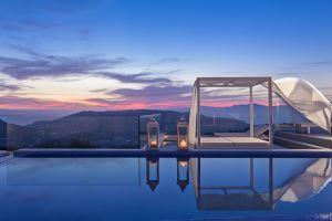 Colours of Luxury Residences & Suites, Psarou
