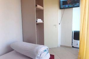 1 Single room with balcony and city view, Tirana