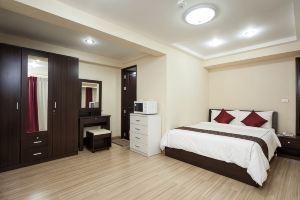 Alisha Court Hotel, Bang Na