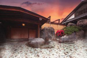 Beautiful Japanese Garden Kagetsu Hotel, Fuefuki