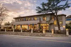 Kallithea INN, Platres
