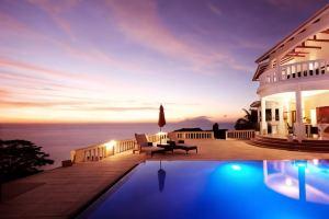 Exclusive Luxury in Paradise Hotel, Glacis