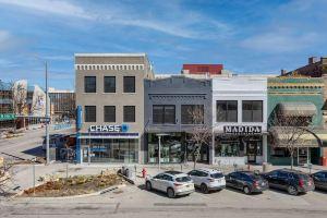 New Downtown Luxury Condo, by UNL, stadium & arena, above luxury retail #204 Apartments, Lincoln