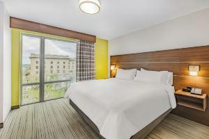 Holiday Inn Express & Suites Downtown, Lincoln