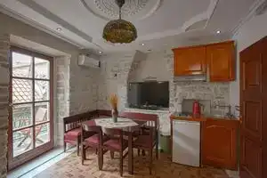 Apartments Wine House Old Town, Kotor