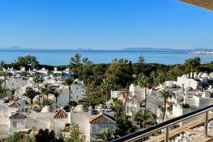 Beautiful Flat with a Wonderful View Close to the Beach Apartments, Marbella