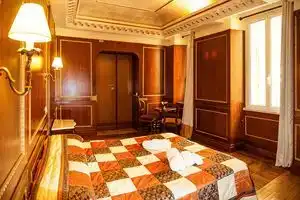 Domina Popolo, Rome