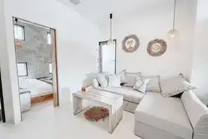 BeachHouse Geragera, Kobe