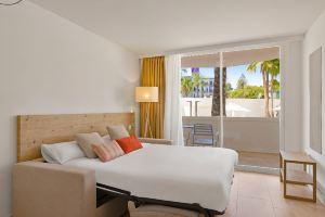 Palmanova Beach Apartments by TRH, Magaluf