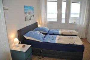 Very best location! In Columbus Center located apartment overlooking the Weser, Bremerhaven