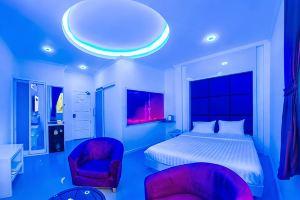 Titanic Residence-7 Minute Walk to the Beach Apart-hotel, Jomtien Beach