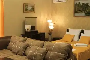 Shans Mini- Hotel, Elista
