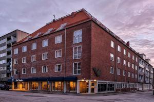 Hotel Amadeus by First