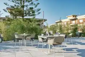 Horizon Suites, Cefalu