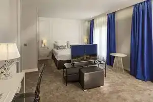 Hotel Paris Vaugirard, Paris
