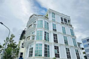 Starry View Hotel, Male