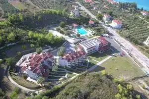 Pine Resort, Polykhrono