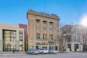 Frontdesk Aerie 147 Lofts Apts Apartments, Lincoln
