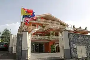 Trecastagni - Hotels