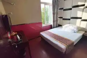 Shanghai Qianlong Hotel, Shanghai