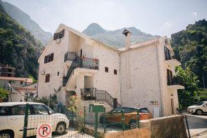 Filip Deluxe Rooms, Kotor