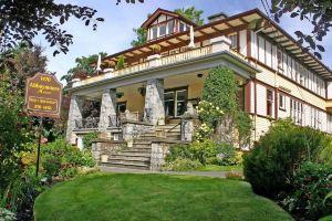 Abbeymoore Manor Hotel, Victoria