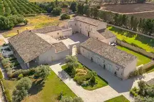 Ballium Luxury Relais, Avola