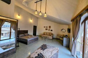 Caribian Hotel, Yerevan