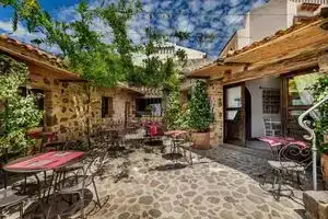Albergo Diffuso Mannois, Orosei