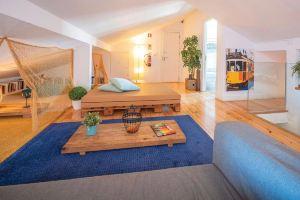 We Love F Tourists: Hostel, Lisbon