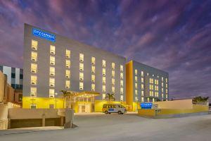 City Express by Marriott Aeropuerto Hotel, Cancun