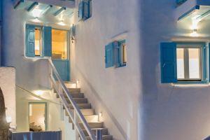 Mykonian Mews Luxury Suites, Psarou