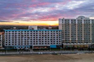 The Barclay Towers Resort Hotel, Virginia Beach